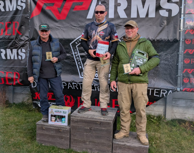 liga sportera - ZKS na podium